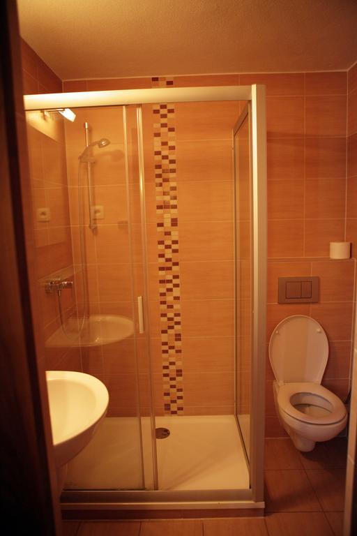 Motel M Malacky Zimmer foto